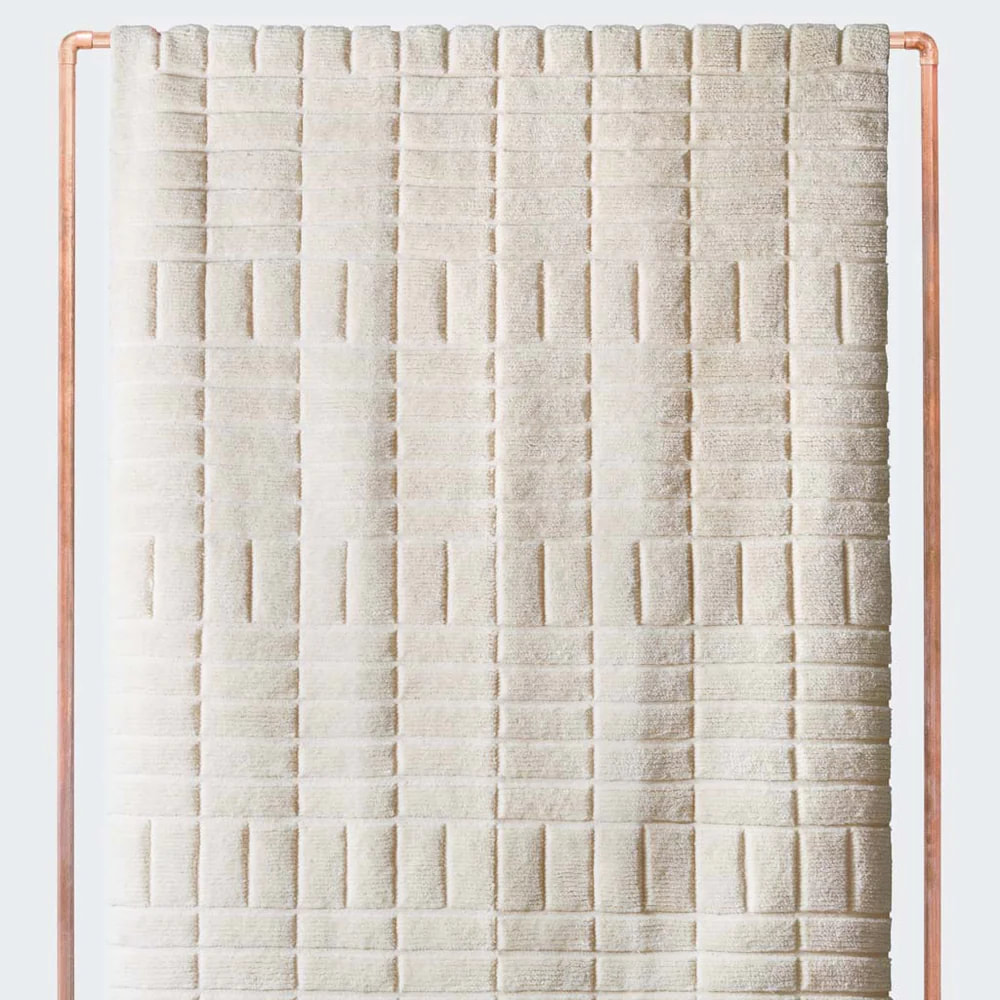 RG-3 Modern Geometric Wool & Viscose Cream Handknotted Handmade Rug - Image 3