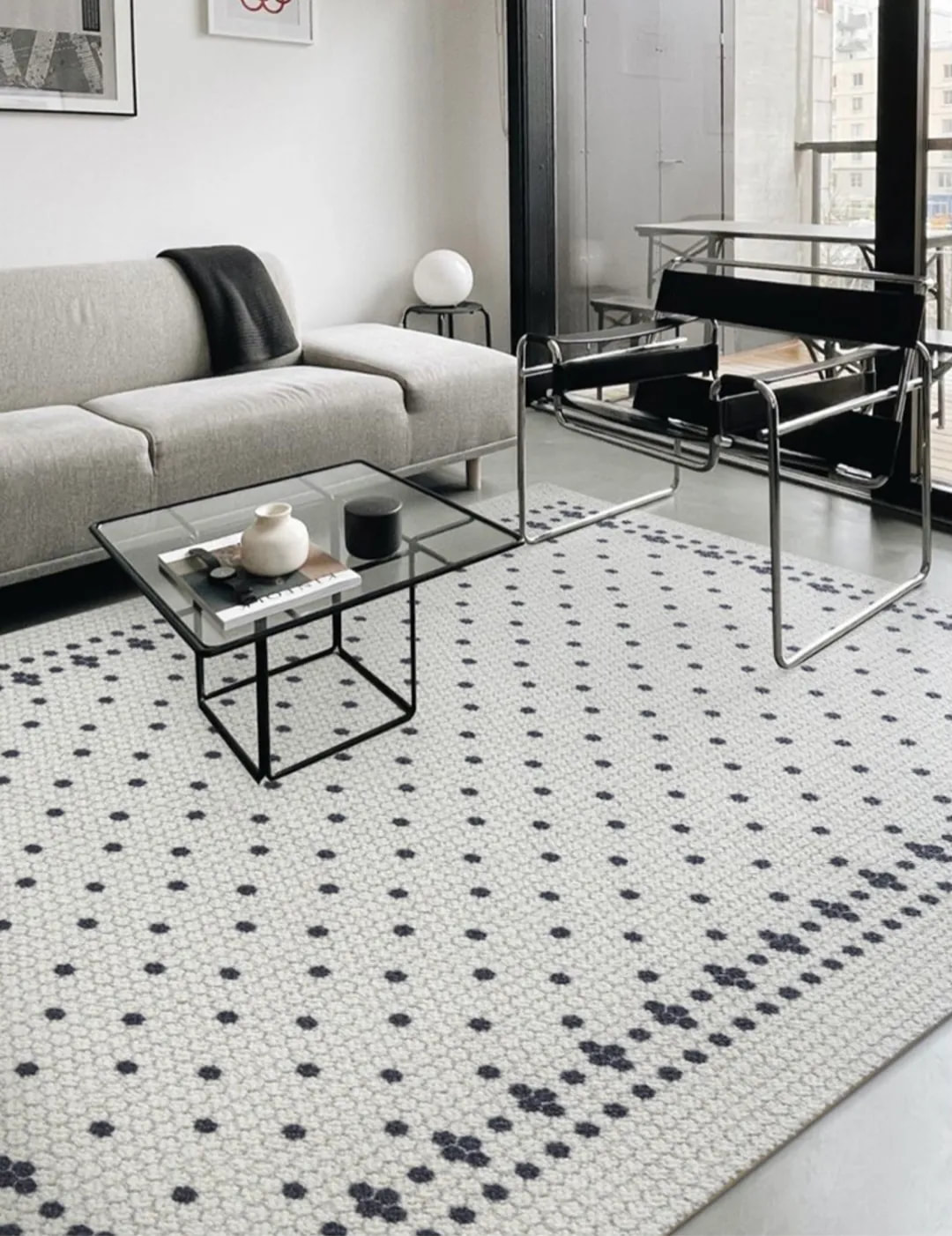 RG-41 French Country Geometric Wool White/Dark Blue Handknotted Handmade Rug - Image 3