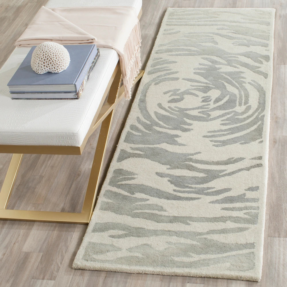 RG-46 Modern Contemporary Floral Viscose Ivory Handtufted Handmade Rug - Image 3