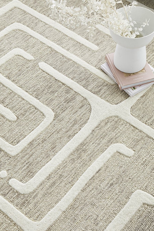 RG-54 Bohemian Tribal Wool Beige Handtufted Handmade Rug - Image 2