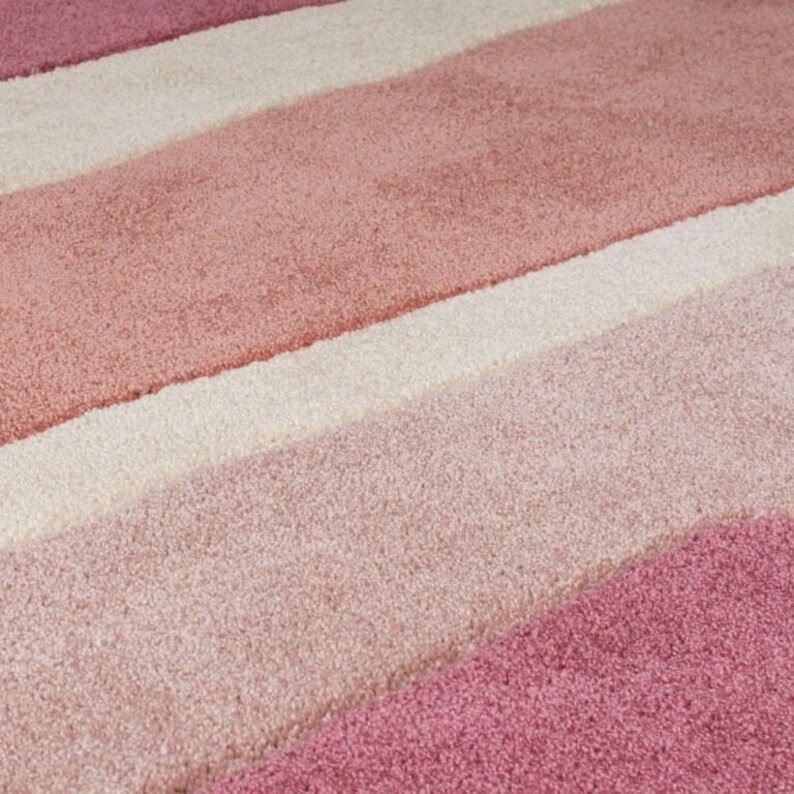 RG-62 Mid-Century Modern Abstract Wool & Viscose Pink Handtufted Handmade Rug - Image 2