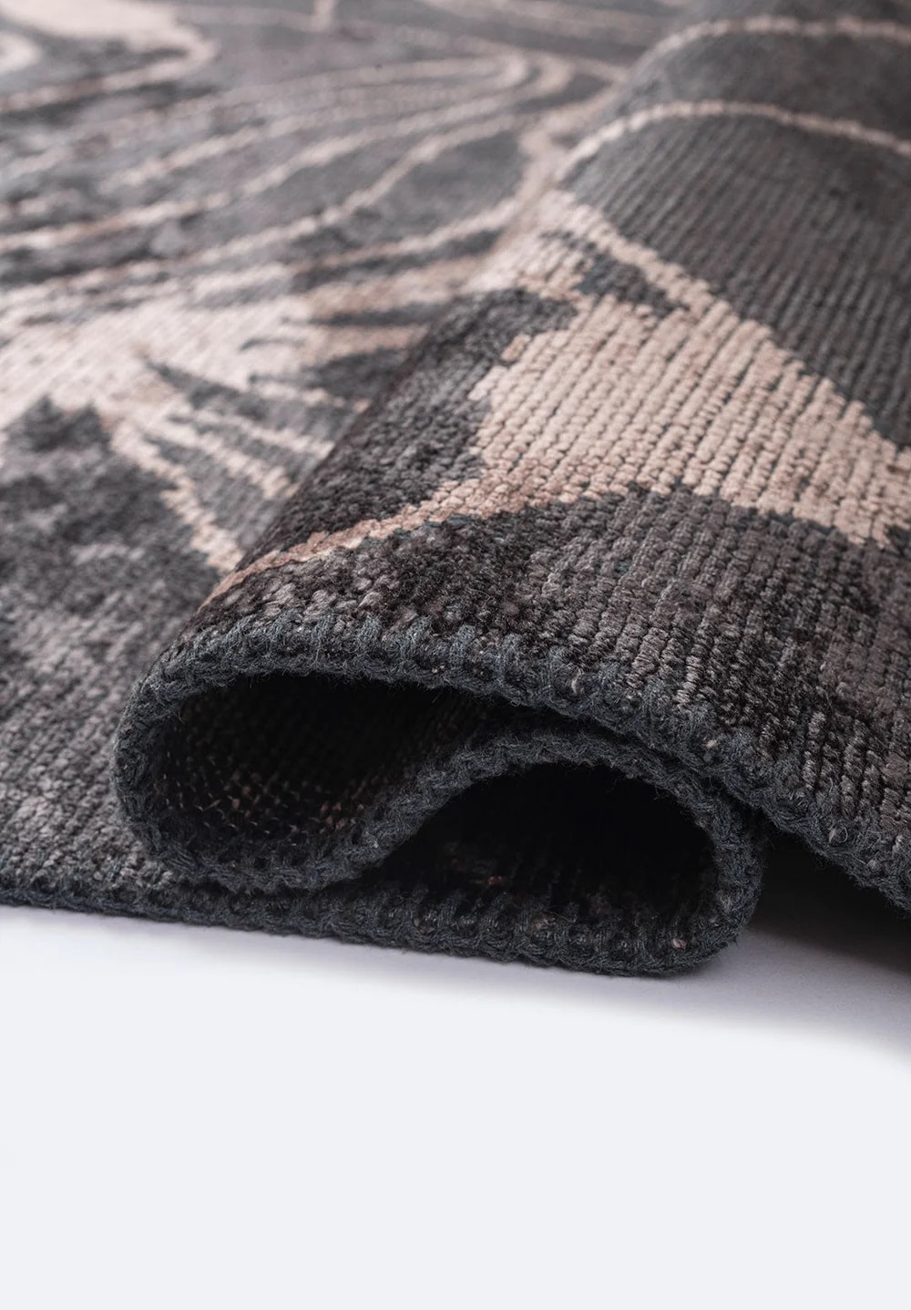 RG-87 Modern Abstract Wool & Viscose Black/Beige Handwoven Handmade Rug - Image 2